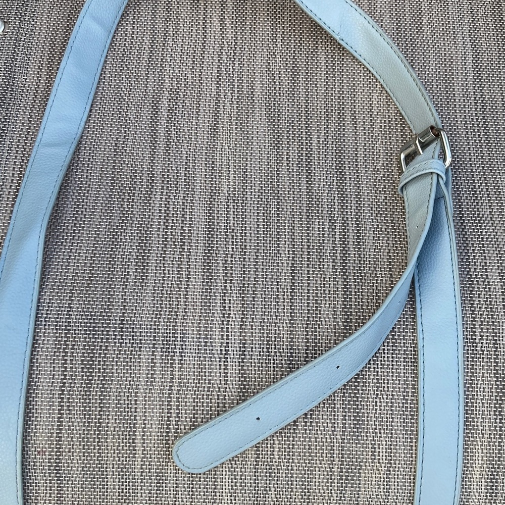 Elegant Blue Crossbody Bag - Picture 5 of 7